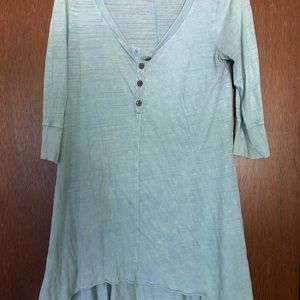 Gimmicks Tunic Medium